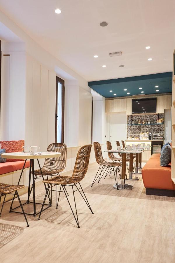 U-Sense Sevilla Centro Luaran gambar